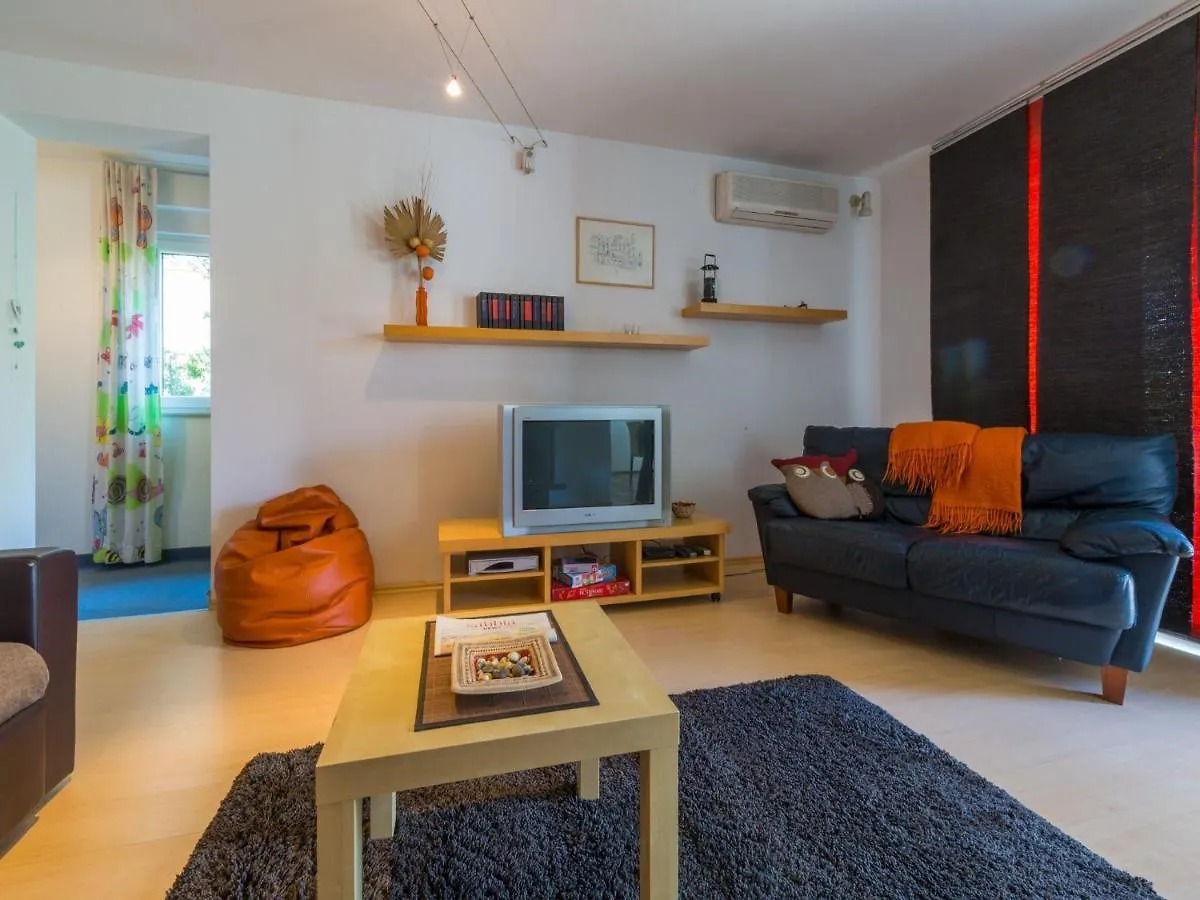 Apartments Brankica Dramalj