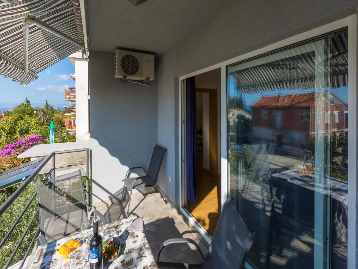 Apartments Brankica Dramalj